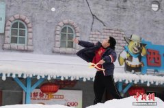 （新春见闻）湖南株洲人造雪景庆新春